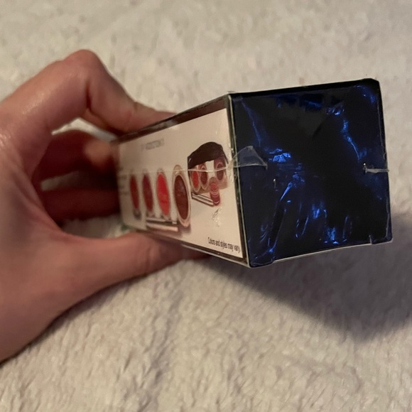 ME Makeover Essentials Lip Kit NWT - Picture 3 of 6